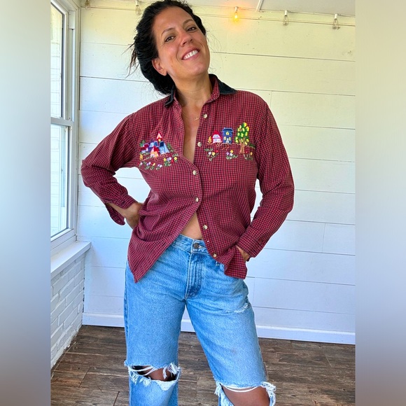 Vintage 90s Y2K Red plaid embroidered Casey & Max button down shirt S - Picture 1 of 6